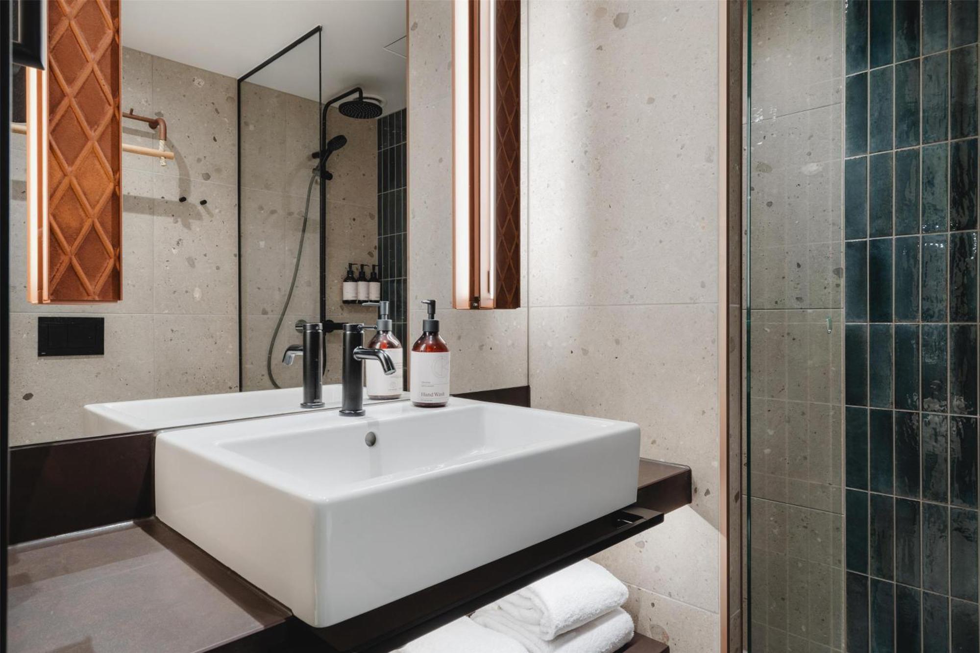 The Dock 69 39 By Scandic Tromso Ngoại thất bức ảnh